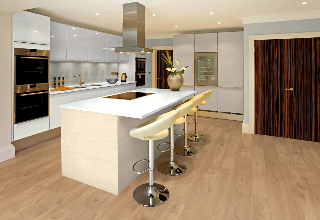 Azure Oak 8mm Laminate