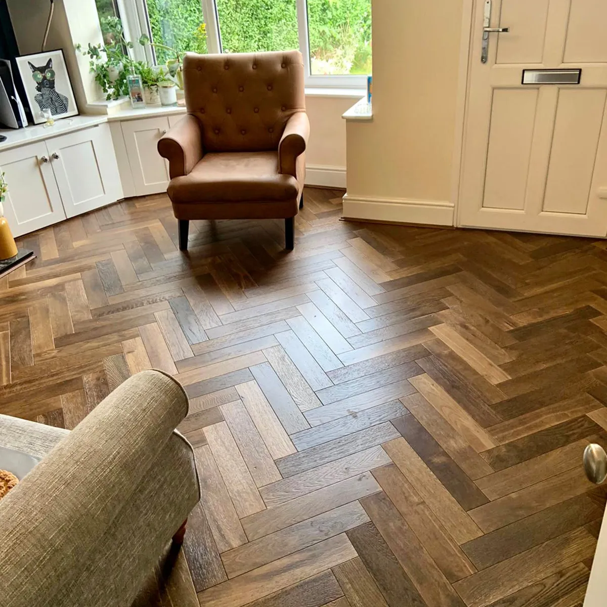 Double Smoked Lacquered Oak 14mm x 90mm Herringbone