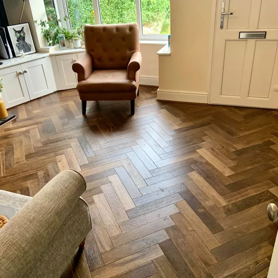 Double Smoked Lacquered Oak 14mm x 90mm Herringbone