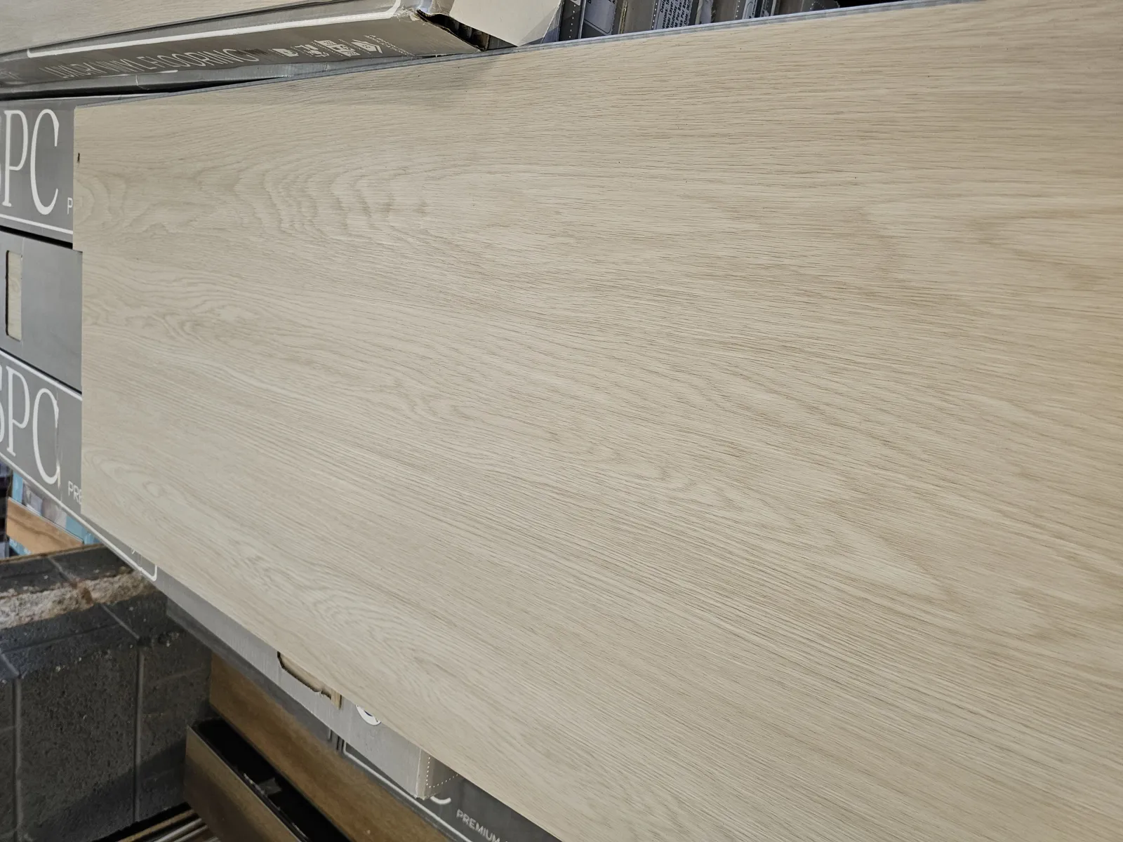 Pale Limed Oak 6mm PREMIUM SPC Click
