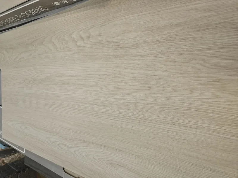 Pale Limed Oak 6mm PREMIUM SPC Click