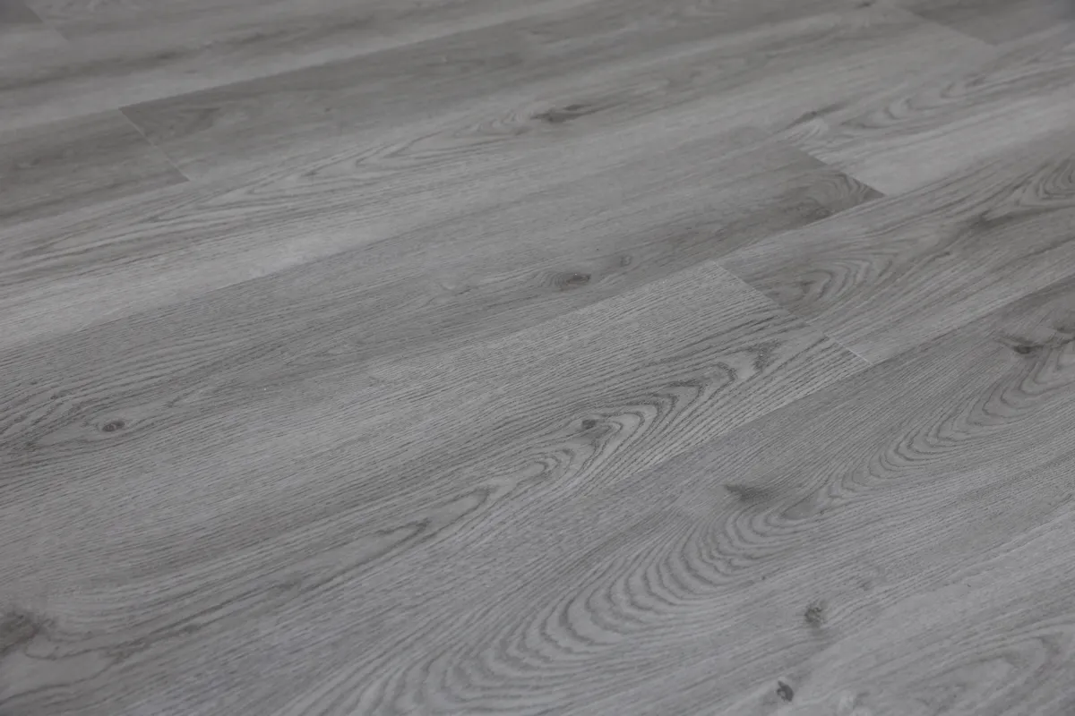 Rich Grey Oak Premium 6mm SPC Click