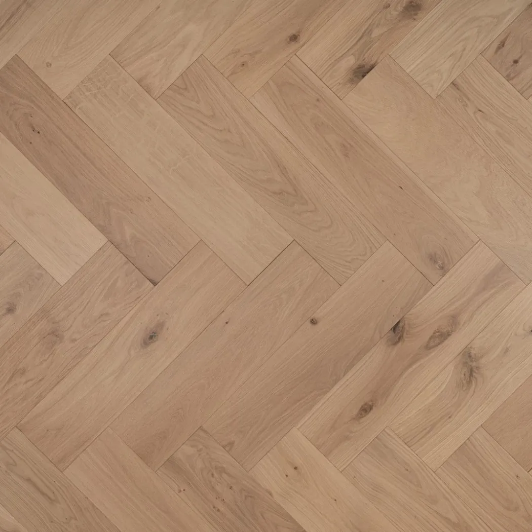 Invisible Finish Oak Herringbone 14mm Click