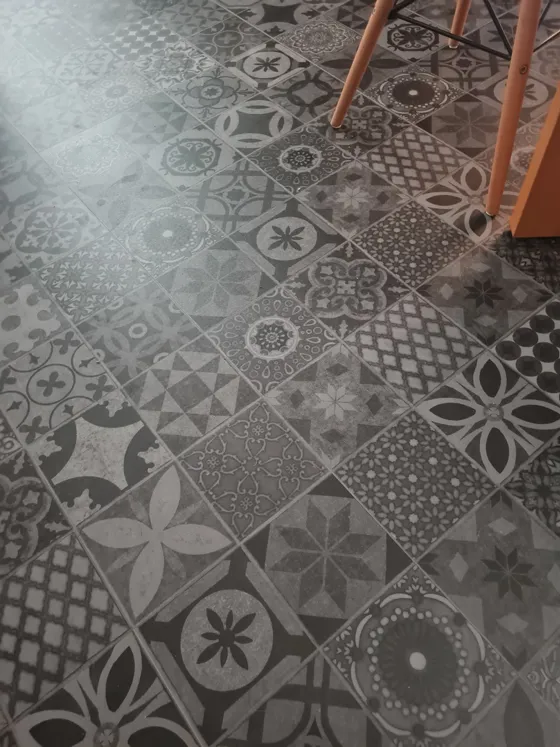 Pre Grouted Victorian Midnight SPC Click Tile