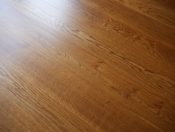 Golden Oak Hand Scraped 20/6mm