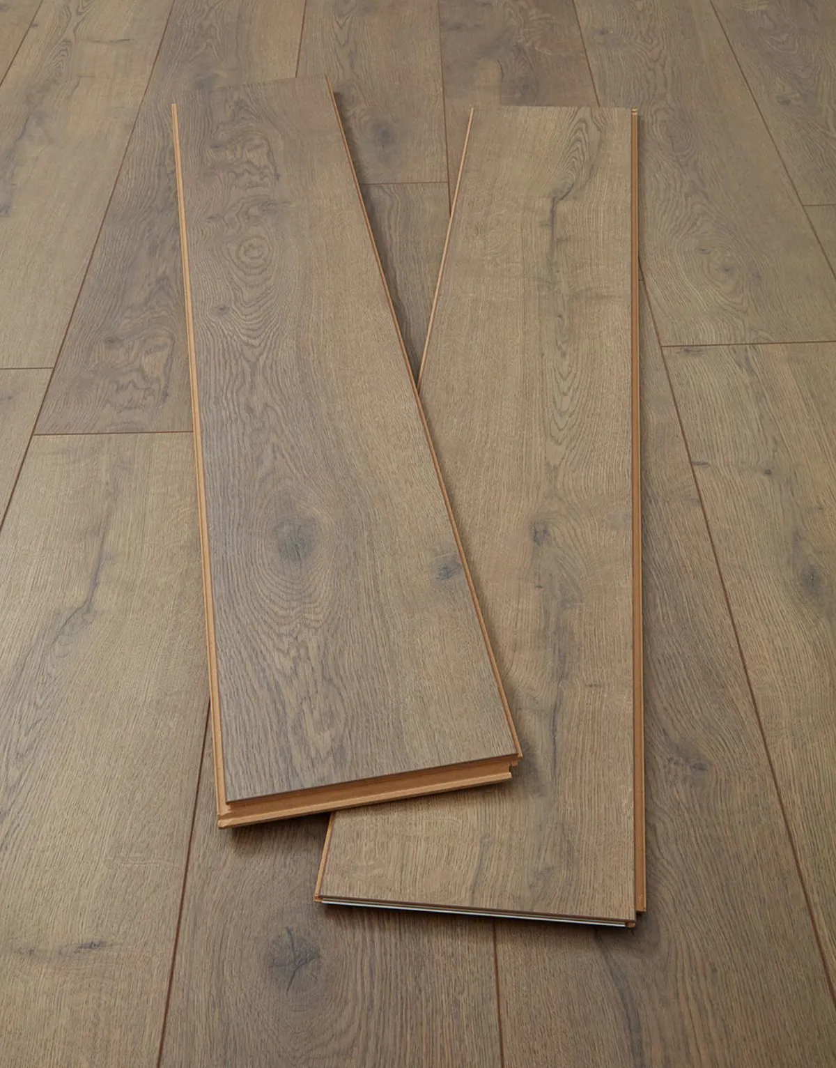 Nairobi Oak 12mm Laminate