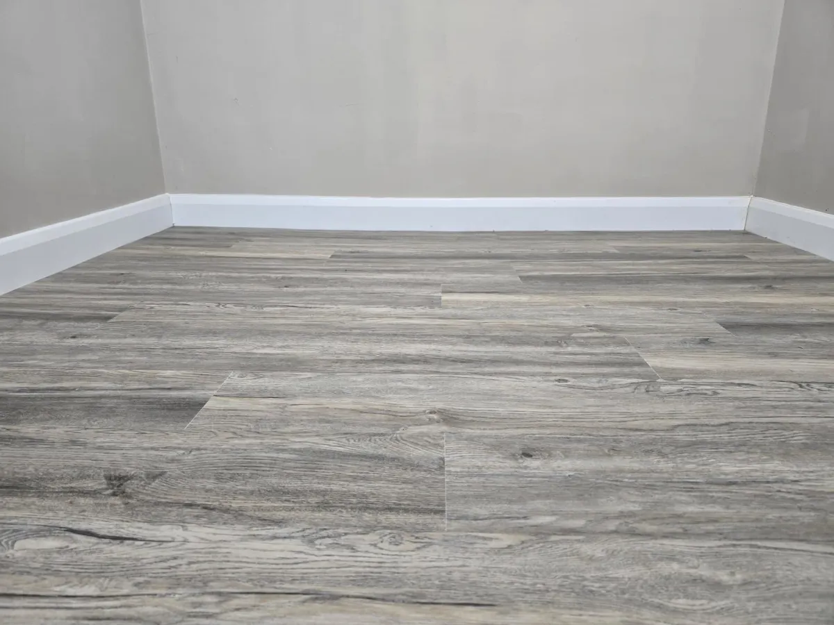 Distressed Grey Oak PREMIUM 6mm SPC Click