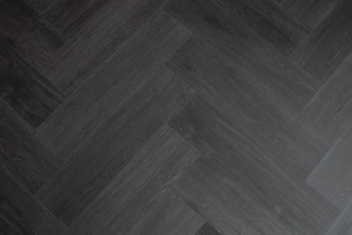 Black Oak 6mm SPC Herringbone Click (Clearance)