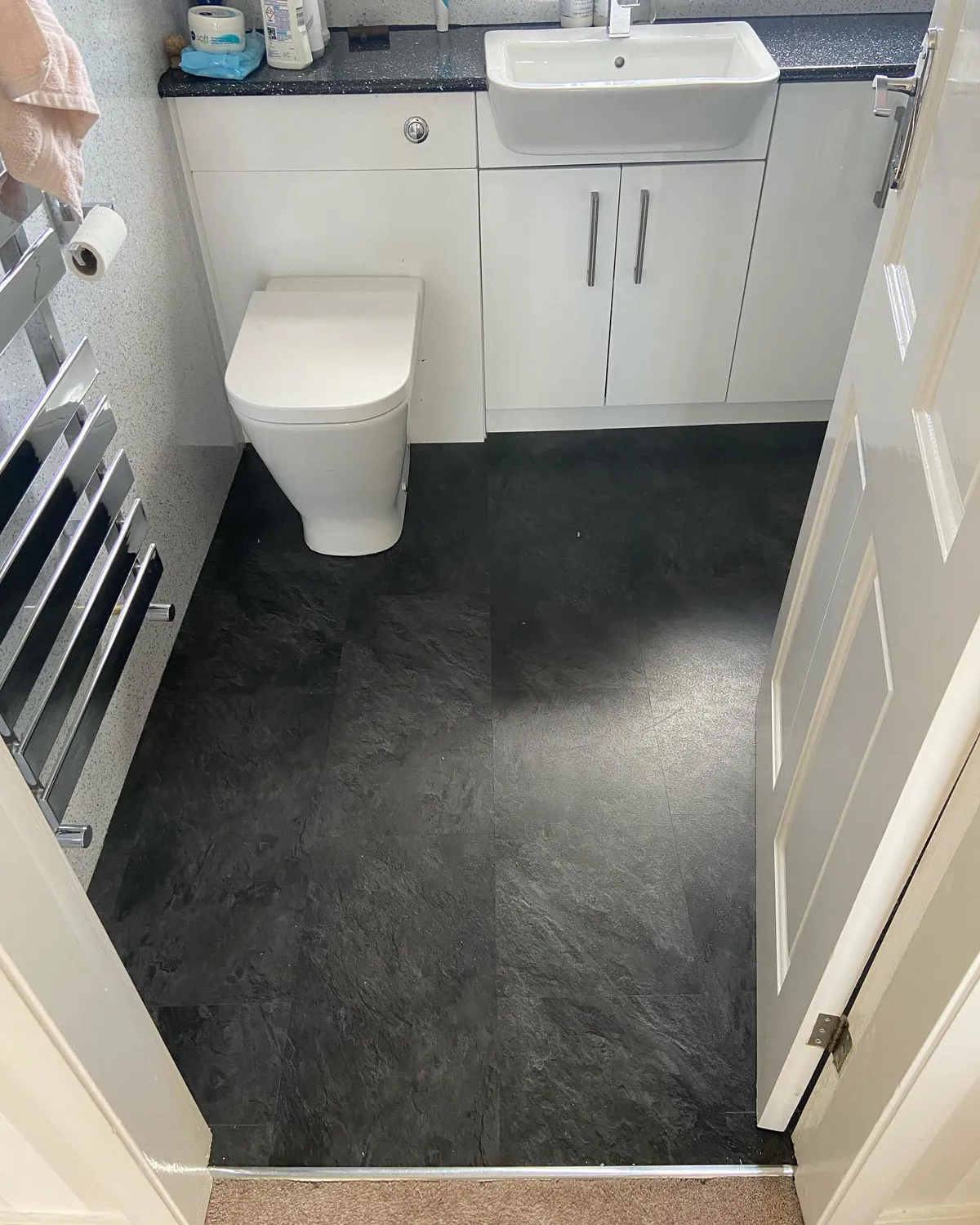 Dark Slate 5.5mm SPC Click Tiles