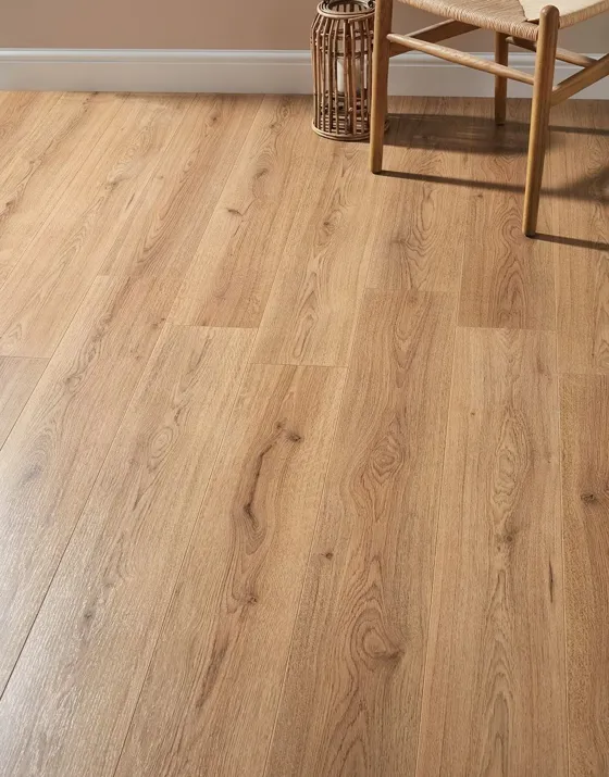 Oak Nature 7mm Laminate Flooring