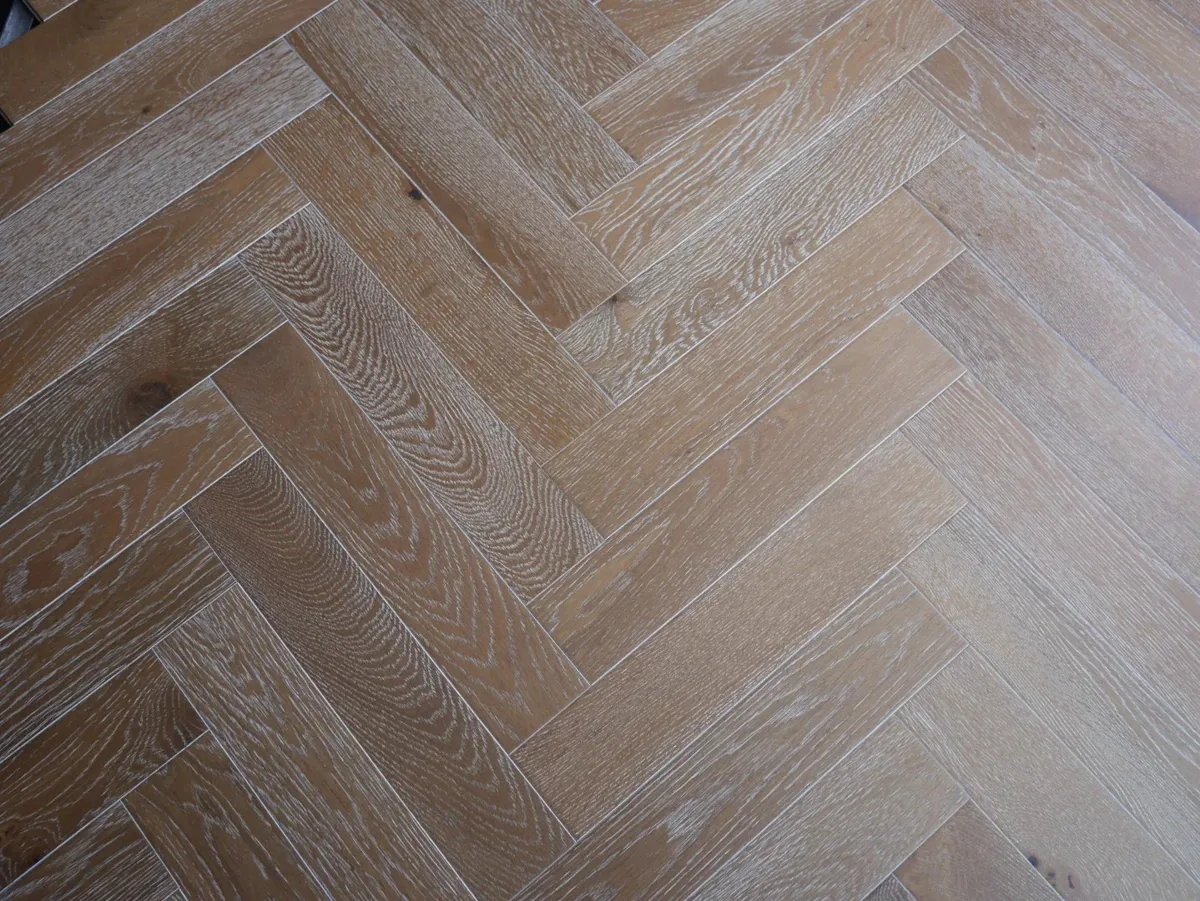 Smoked White Oak Herringbone 14mm