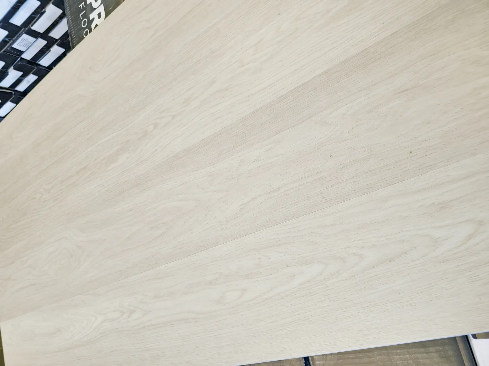 Pale Limed Oak 6mm PREMIUM SPC Click