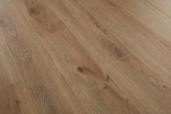 Prime Oak Nature 10mm Laminate 