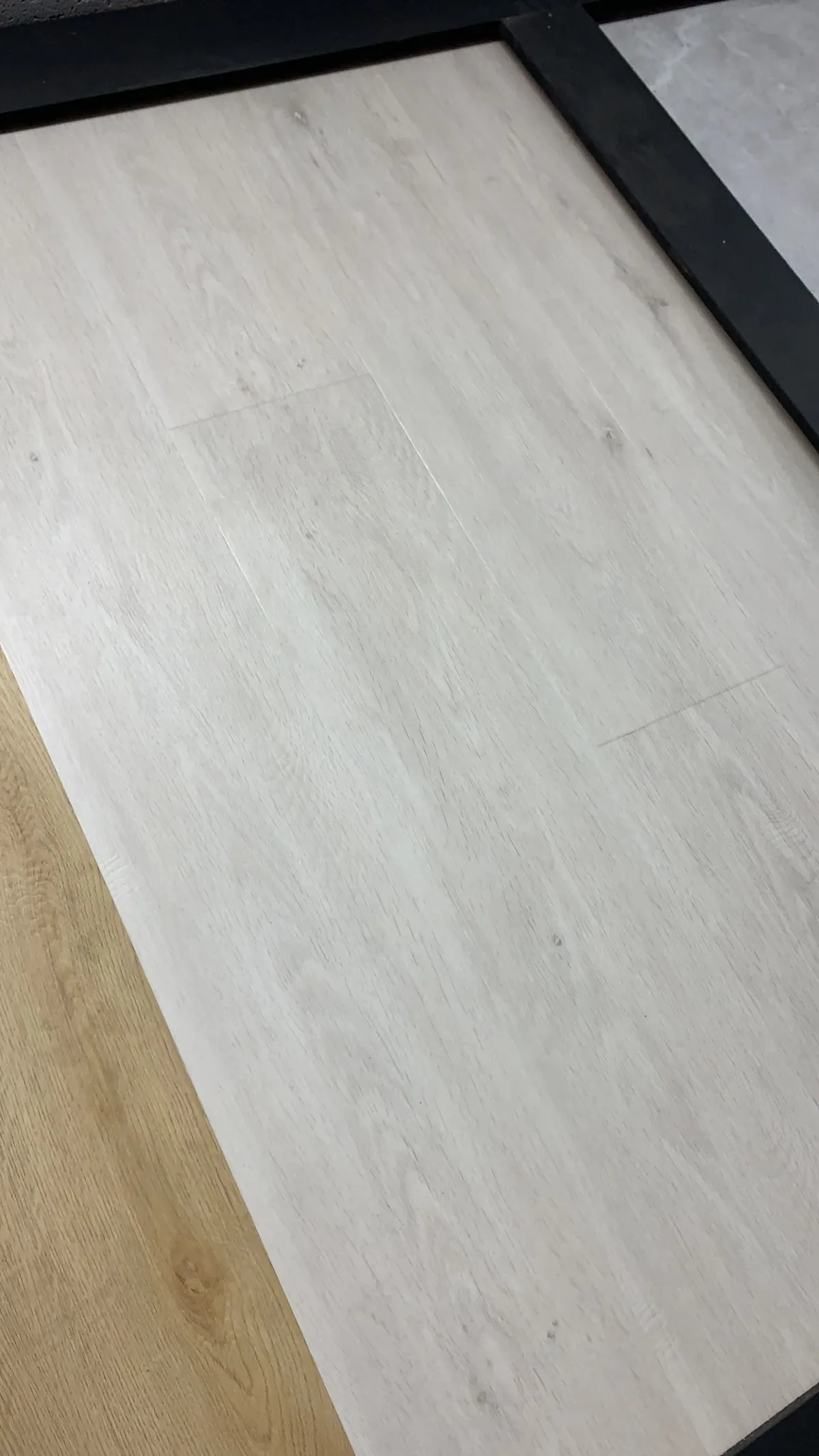 White Mist Oak PREMIUM 6.0 SPC Vinyl click