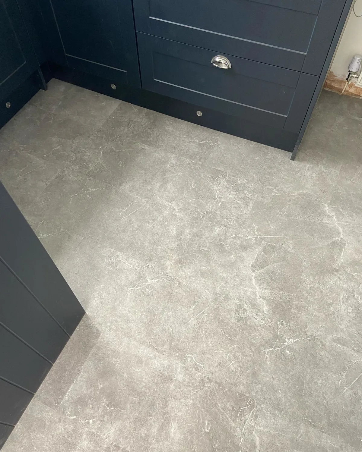 Quartz Grey Marble 5.5mm SPC Click Tiles