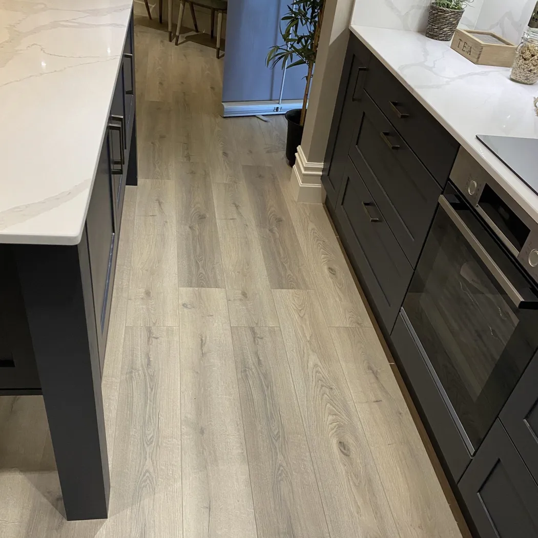 Greek Oak 12mm Laminate