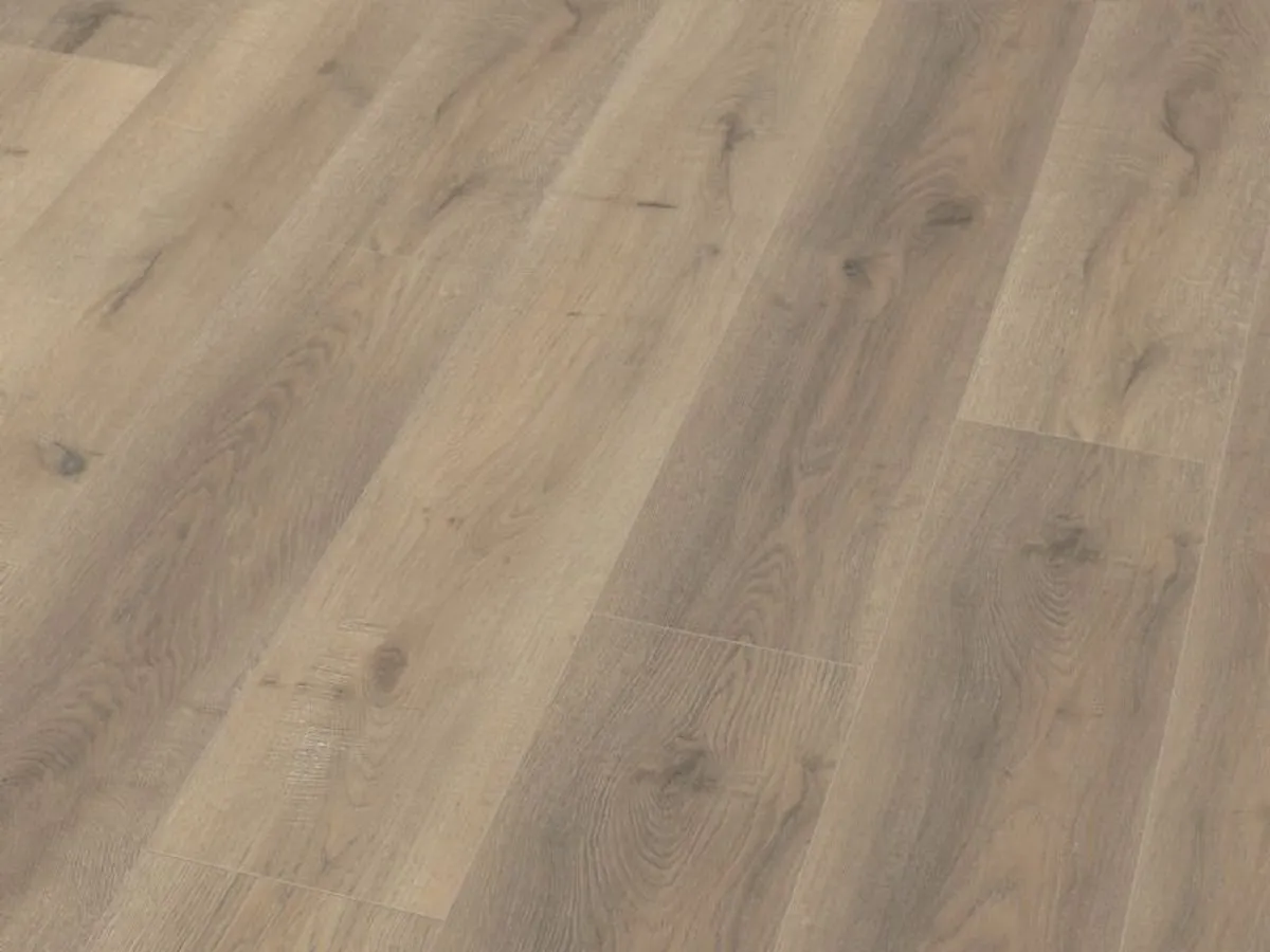 Greek Oak 12mm Laminate