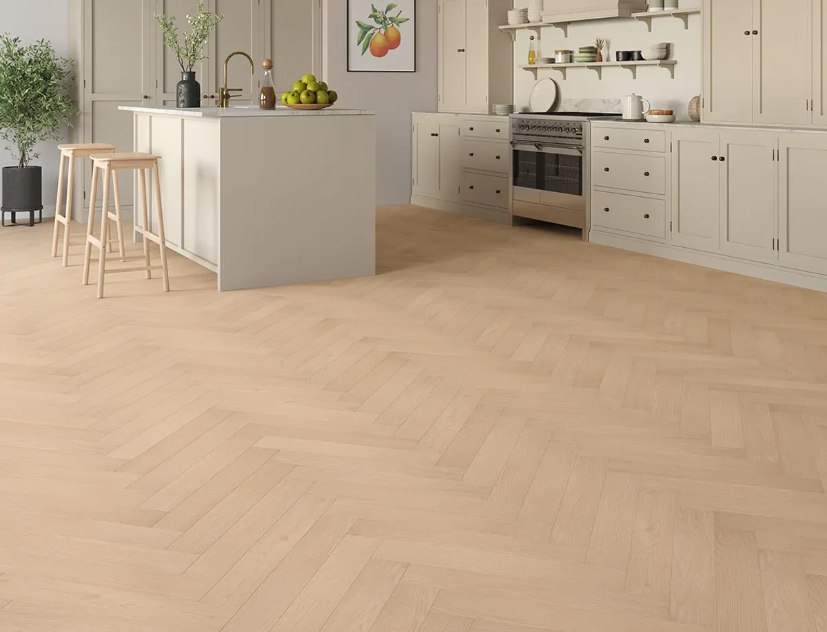 Linford Oak 12mm Deluxe Laminate Herringbone