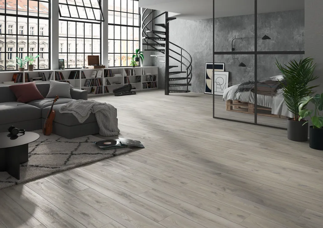 Pearl Oak 12mm AC5 Laminate
