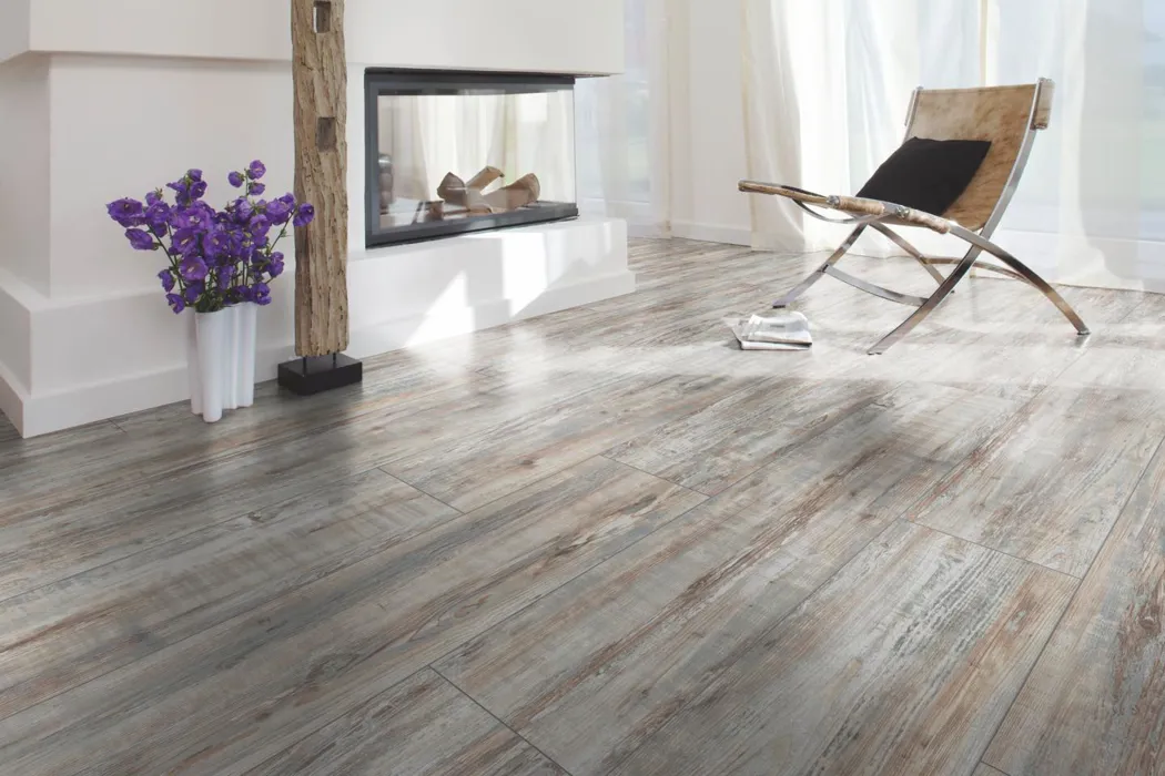 Weathered Pine Effect 8mm Laminate Flooring