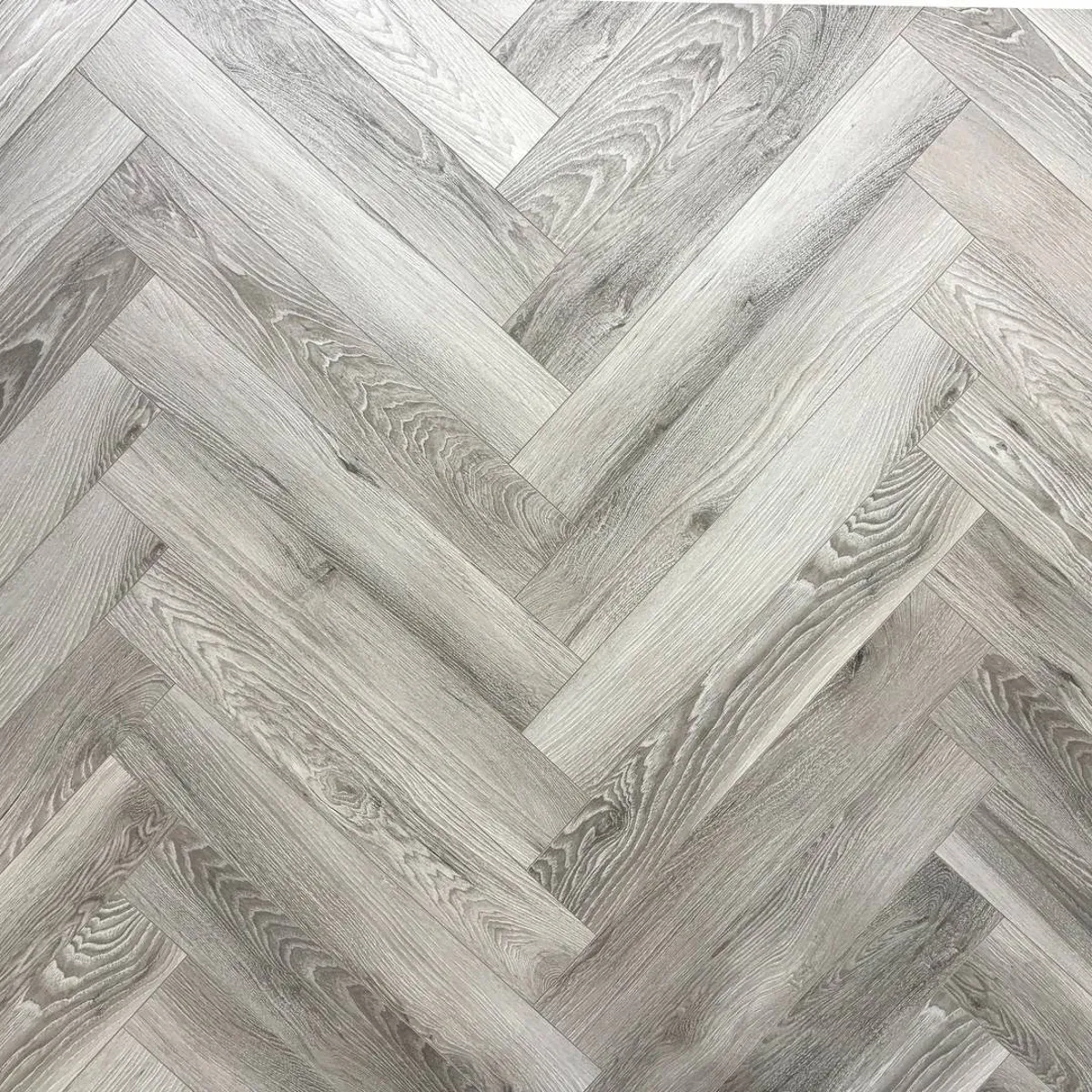 Light Washed Oak 12mm Herringbone