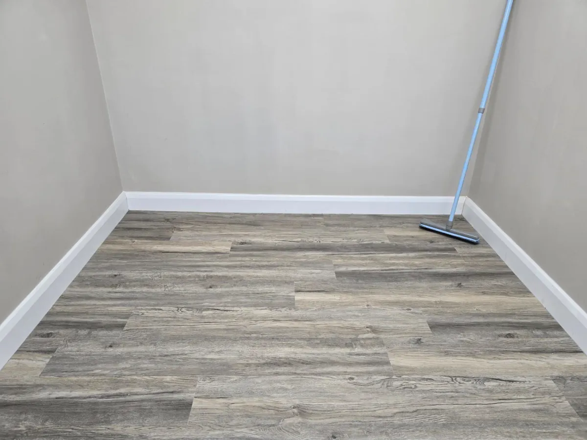 Distressed Grey Oak PREMIUM 6mm SPC Click