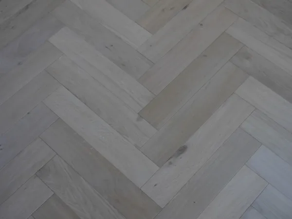 Natural Oak Herringbone 14mm Unfinished