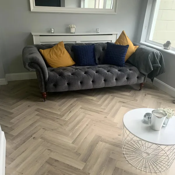 Greek Oak Herringbone 12mm Laminate