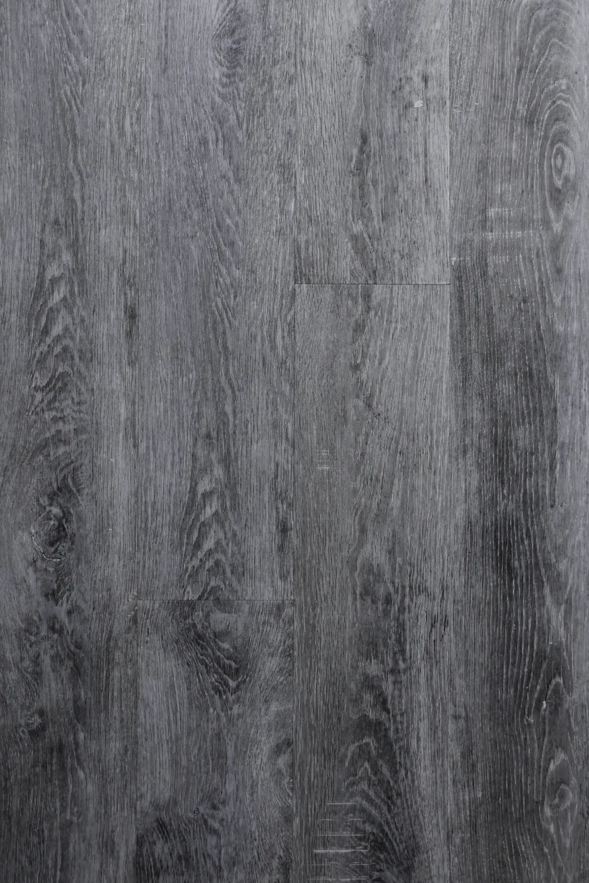 4m2 Dark Distressed SPC T187P