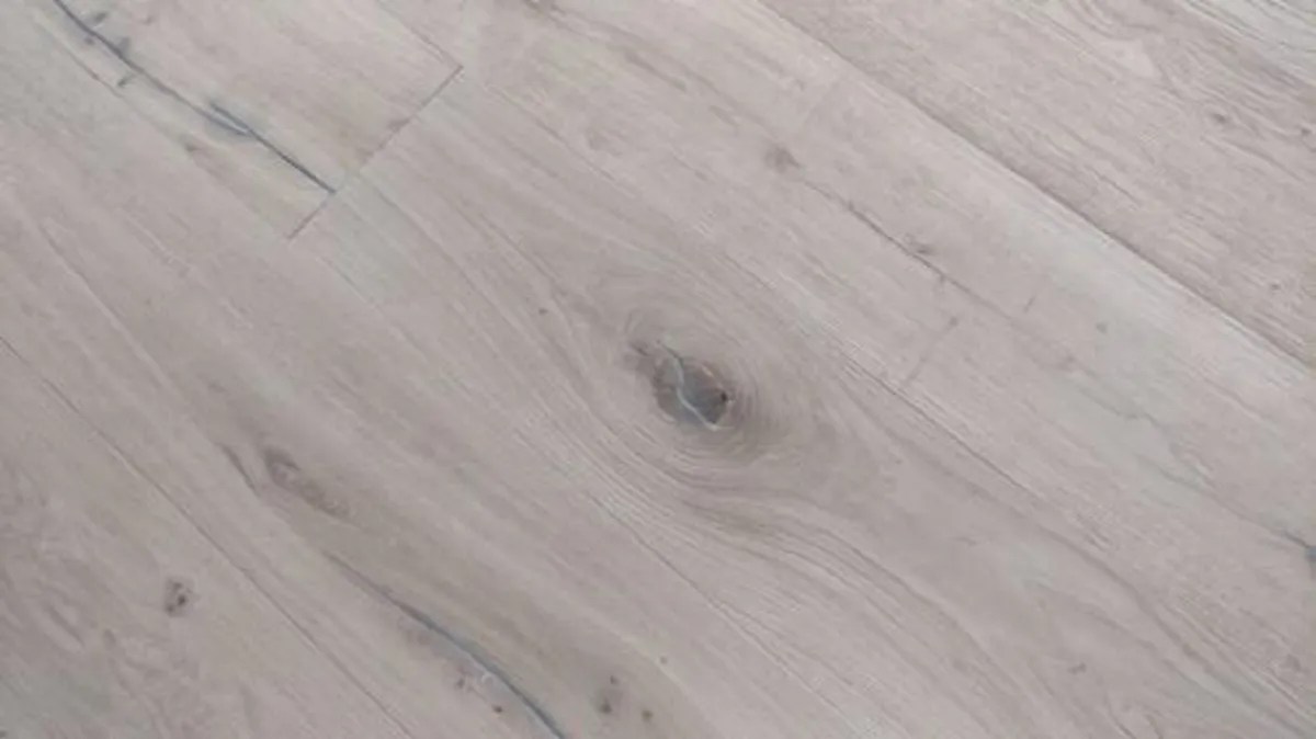 Engineered 15mm x 220 Distressed Unfinished 