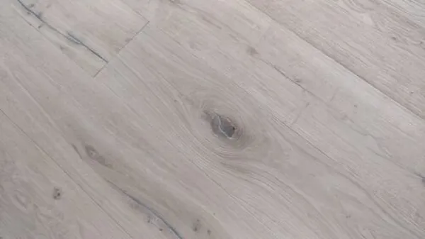 Engineered 15mm x 220 Distressed Unfinished 