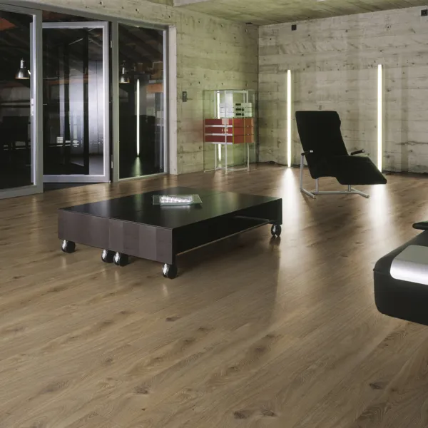 Prime Oak Nature 10mm Laminate 
