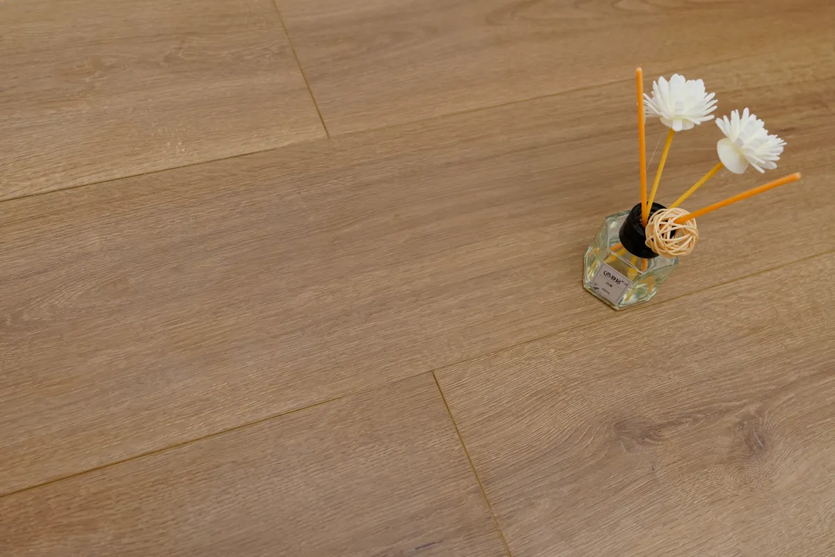 Burnham Natural Oak 8mm